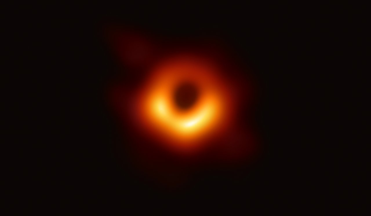Imagen real de un agujero negro